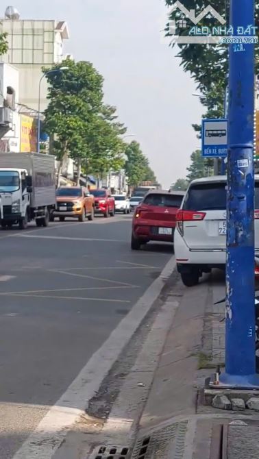 BÁN 2 CĂN NHÀ (8.3x30) MẶT TIỀN LÊ THỊ HÀ – VỊ TRÍ VÀNG GẦN QUỐC LỘ 22