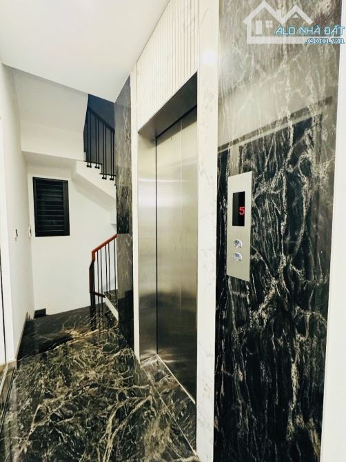 KHU VIP PHỐ TÂY SƠN- 6T thang máy - VỊ TRÍ ĐẮC ĐỊA - AN NINH, DÂN TRÍ CAO