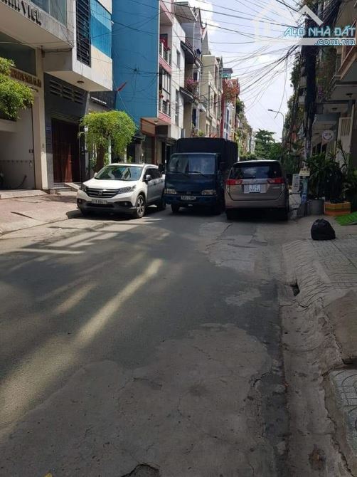 Tương lại mặt tiền bờ kênh.Bùi Đình Tuý 144 m2, 3 tầng, 6m x24 m, Phường 24 Bình Thạnh