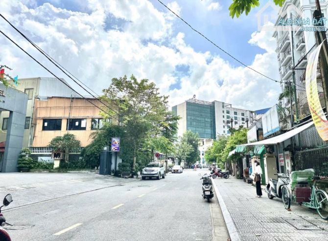Bán nhà 2 tầng trung tâm thành phố Huế - Đường Trần Quang Khải