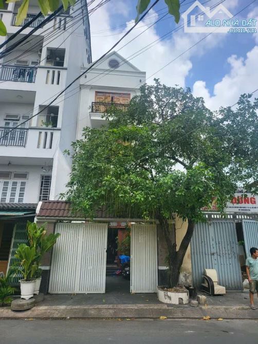 - Bán nhà đường huỳnh văn nghệ,Phường 12,Quận Gò Vấp. Tp.HCM. Ngang 5-28(140m2)