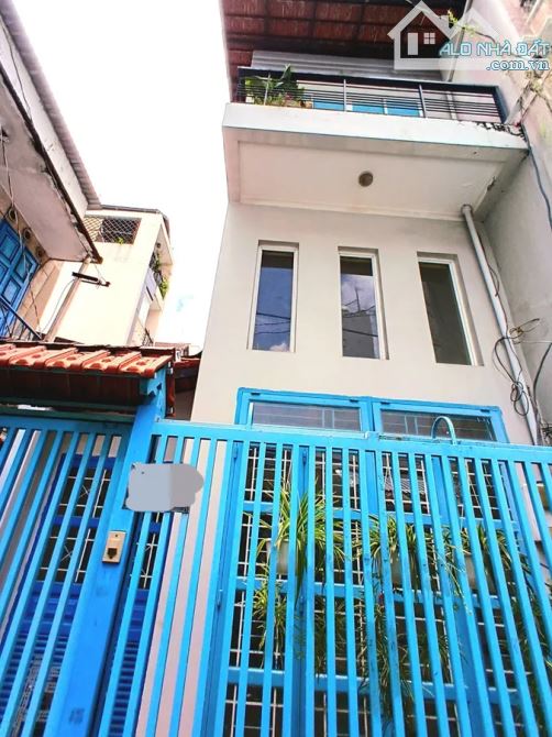 BÁN NHÀ CĂN GÓC VIP NHẤT Q.10 – NGUYỄN TIỂU LA - HẺM THÔNG - NGANG HƠN 4M - CHỈ 5.55 TỶ!