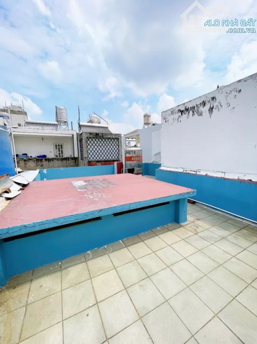 CHÂN DÀI 4 TẦNG NHÀ ĐẸP GIÁ TỐT  NGAY TRUNG TÂM PHÚ NHUẬN NỞ HẬU TÀI LỘC GIÁ 7.8 TỶ