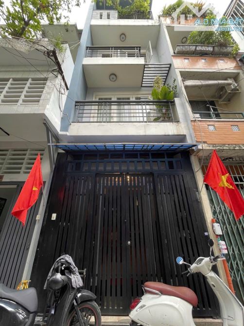 🔥 CHỦ GẤP BÁN – GIẢM SÂU 700 TRIỆU – CHỈ CÒN 8.3 TỶ 🔥  �Nhà 4 lầu mới đẹp – Hẻm ô tô – T