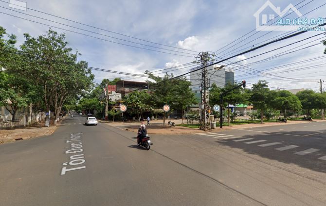 Bán nhà Góc 02 mặt tiền đường Nguyễn Hữu Thọ đối diện trường Lương Thế Vinh P. Tân An
