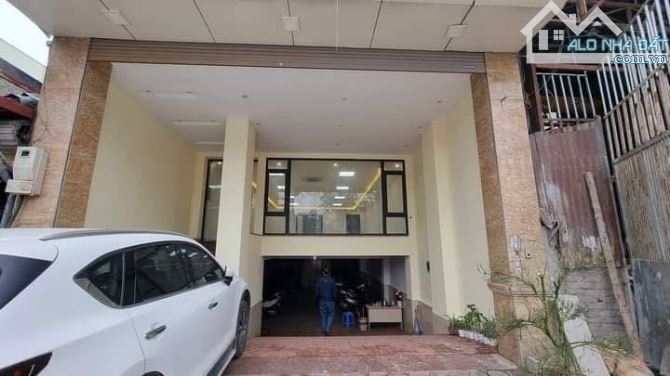 Bán Nhà Mặt phố Quan Hoa - 143m2 x MT 7m - 8 nổi 1 hầm - đầy đủ GPXD, PCCC, hoàn công.