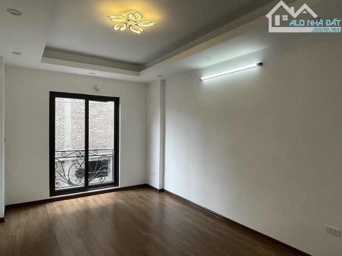 Rẻ nhất khu vực, bán nhà Phúc Lợi Long Biên, 45m*4 tầng - nhỉnh 5 tỷ - rất gần ô tô.