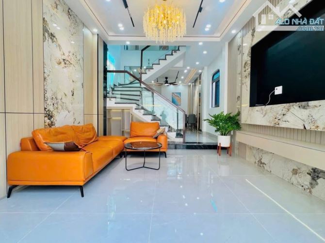 Bán Nhà Ngô Kim Húc (Vĩnh Tiến 2), Vĩnh Niệm, Lê Chân . Giá 4,7 tỷ - 4 tầng - 44m