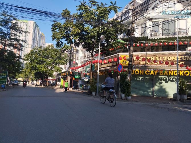 LIỀN KỀ NAM THẮNG NGUYỄN VĂN LỘC- PHÙNG KHOANG- NAM TỪ LIÊM