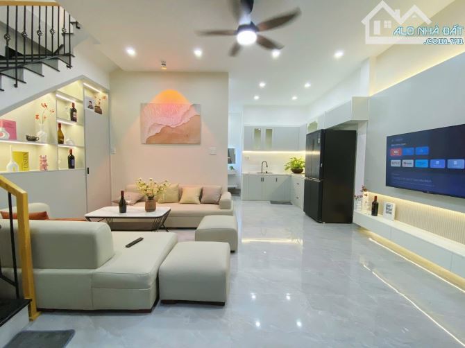 Nhà 2 tầng Hải Phòng full nội thất 3PN chỉ nhỉnh 3tỷ