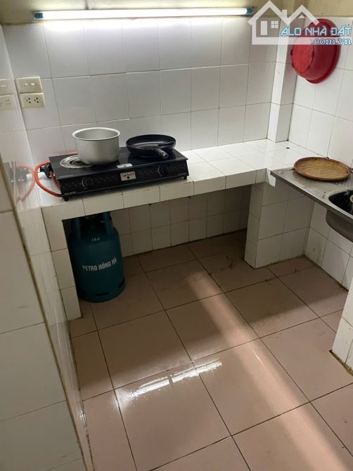 Cho thuê nhà ở Hồng Hà, Chương Dương, Hoàn Kiếm. DT 30m x 3 tầng, giá 7tr