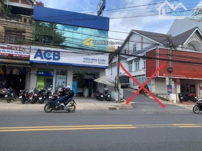 Nhà 3 tầng trung tâm P9 Đà Lạt đường ô tô lớn chỉ hơn 5 tỷ - 10