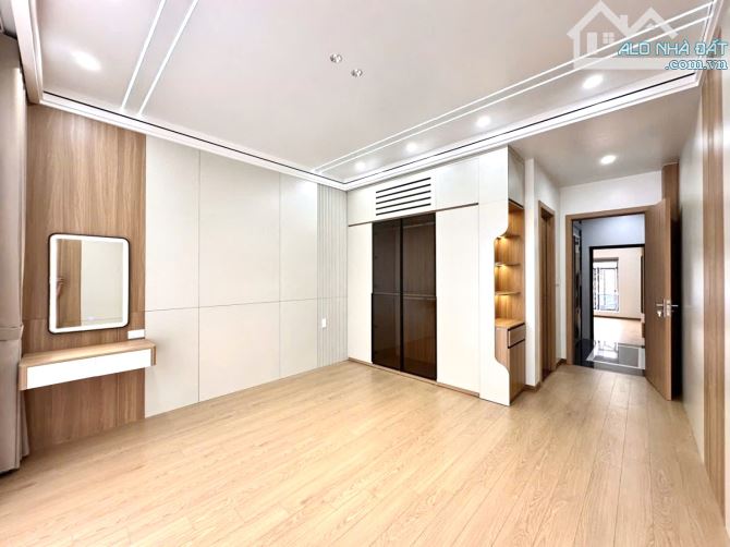 🍀Bán nhà 5 tầng độc lập có thang máy tuyến 2 Lê Hồng Phong, Hải Phòng - Dtmb: 60m2 x 5 tầ - 10