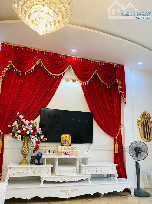 BÁN NHÀ MẶT TIỀN LÊ HỒNG PHONG, TP VT– NHÀ ĐẸP,GẦN BÃI SAU, ĐẦU TƯ CỰC TỐT GIÁ 11,7  TỶ TL - 10