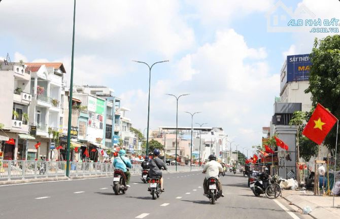 BÁN NHANH TOÀ NHÀ CĂN HỘ DỊCH VỤ CAO CẤP THU NHẬP 250TR/THÁNG GIÁ CHỈ 42 TỶ - 11