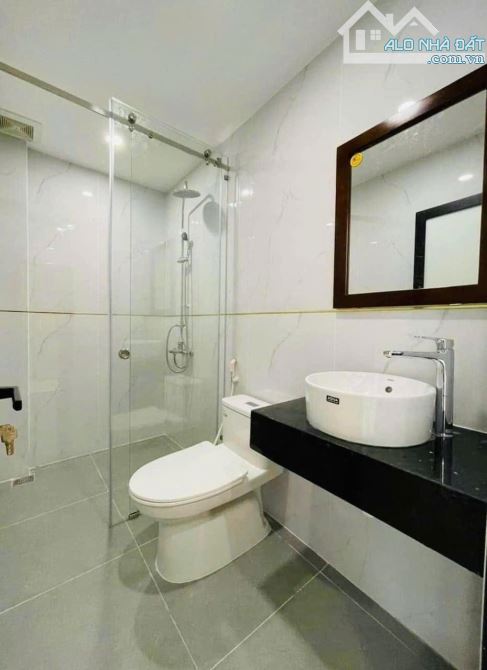 Cho Thuê Nhà 3 Tầng đường: THÂN NHÂN TRUNG gần Hà Huy Tập - P Hòa khê- Thanh Khê - 11
