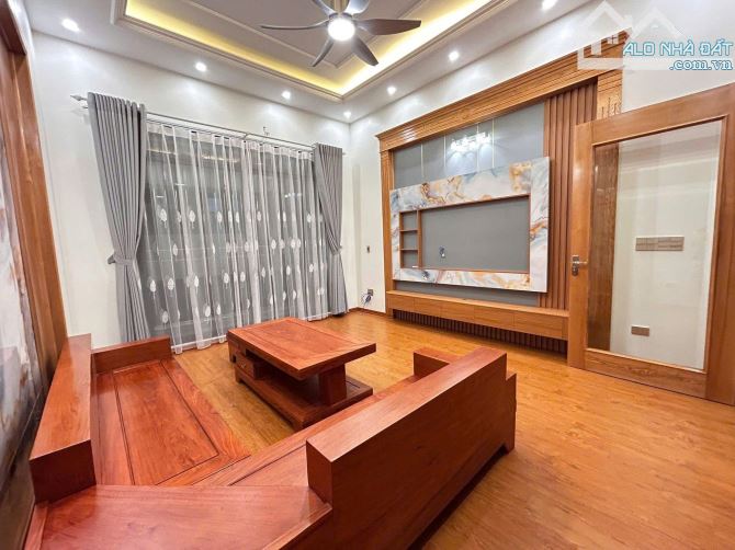 Bán nhà 4 tầng thiết kế hiện đại có thang máy tại khu đô thị Tân Phú Hưng - 11