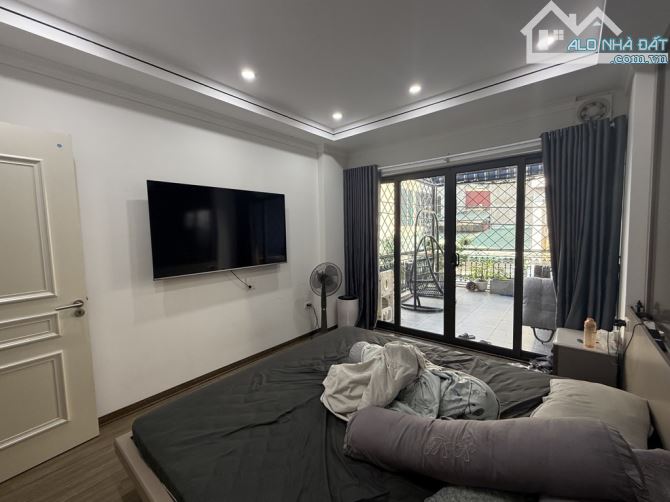 Nhà đẹp phố Nguyễn Văn Linh, 65m2- 6T, gara ô tô, thang máy, ngõ rộng thênh thang - 11