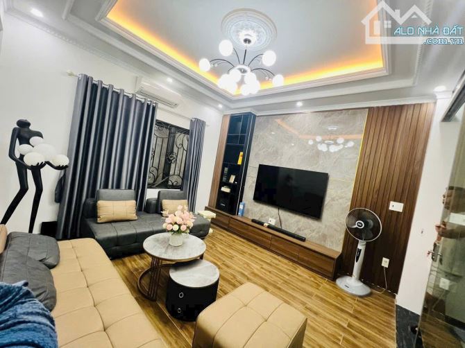 Bán nhà 4 tầng phố Đào Đài – Thượng Lý – trung tâm Hồng Bàng hơn 54m2 – giá 6 tỷ - 1