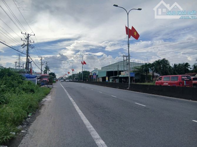 Bán 4.300 m2 đất CLN mặt tiền đuờng Quốc Lộ 1A,Nhị Quý TX Cai Lậy,TG - 1