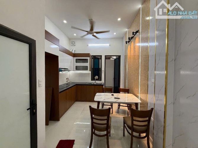 BÁN GẤP NHÀ PHÂN LÔ QUÂN ĐỘI Z179 TỨ HIỆP, 2 THOÁNG TRƯỚC SAU, SỔ VUÔNG - 1