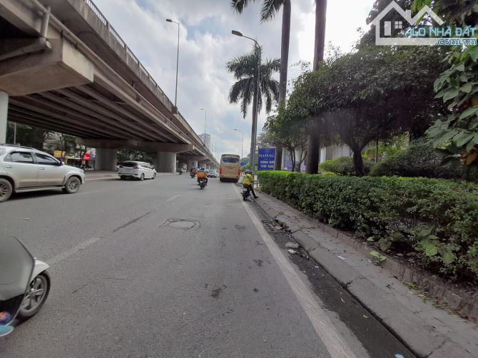 Lô đất đẹp nhất Nguyễn Hữu Thọ view Hồ Linh Đàm, 3 mặt tiền - DT 456m2 Mặt tiền 45m 145 tỷ - 1
