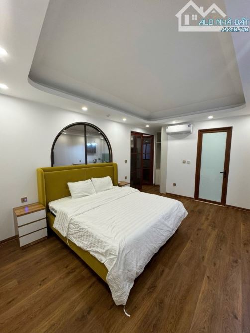 VŨ MIÊN TÂY HỒ - 3 MẶT THOÁNG - 8 TẦNG có HẦM - TÂY Ở NHIỀU - 1