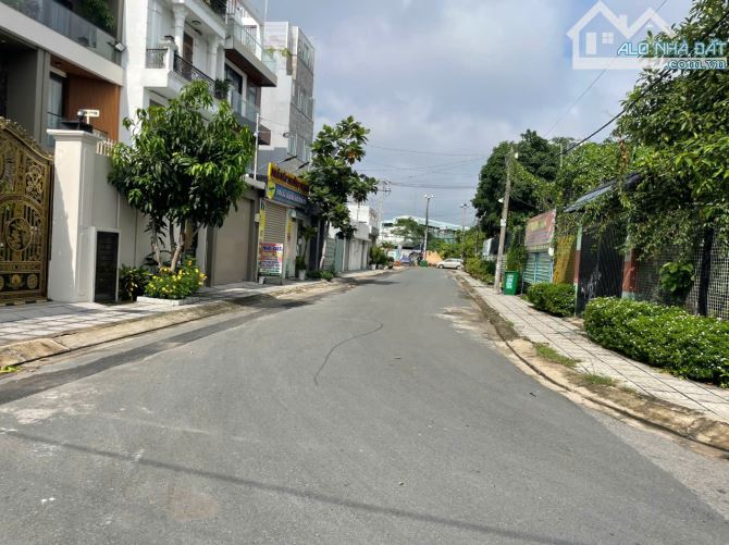 Bán gấp lô đất 190m2 đường NHỰA 12 mét, Tân Thông Hội Củ Chi, gần trường cấp 2, GIÁ 650tr - 1
