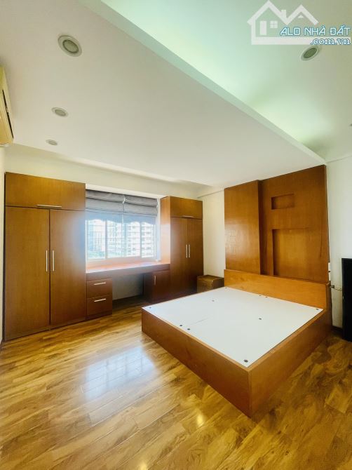 Bán chung cư N03 Trần Quý Kiên quận Cầu Giấy - Sổ đỏ 76m2 - Giá 6 tỷ - Sổ lâu dài. - 1