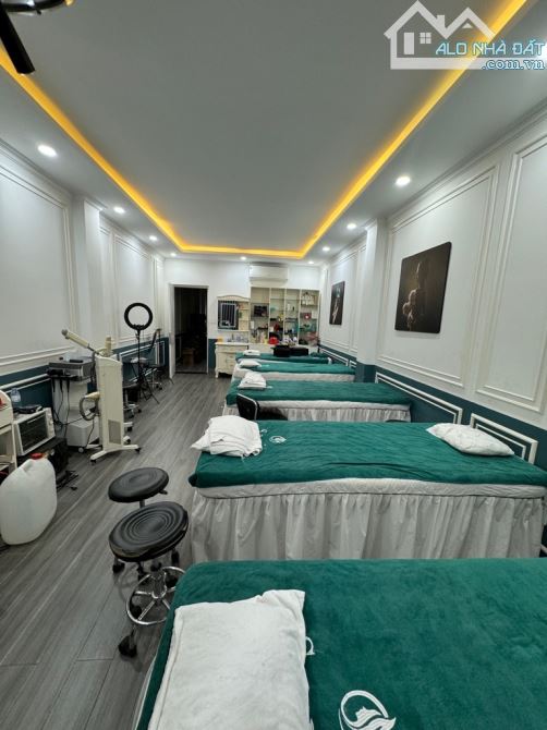 GẤP BÁN GIẢM 1 Tỷ SIÊU PHẨM 5 TẦNG THANG MÁY FULL NỘI THẤT ĐANG KINH DOANH SPA,100m2,6PN
