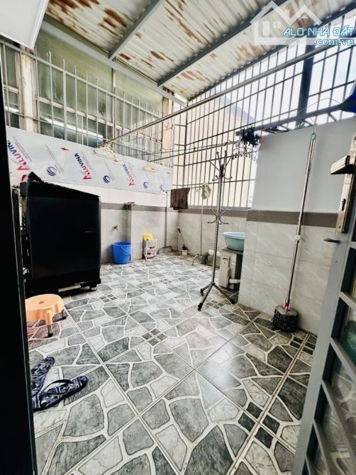 Bán nhà đẹp 4 tầng hẻm ô tô 8m, Nguyễn Tư Giản, Gò Vấp, 1 trục, chỉ 1x tỷ - 1