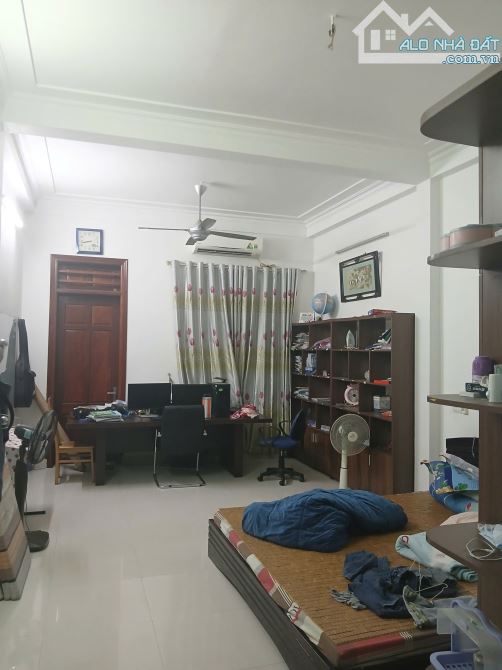 Bán lô đất 3 tầng đường Hồ Ngọc Lân-BN.dt.120m.mt.4,45m.hướng Bắc. giá:10 tỷ - 1