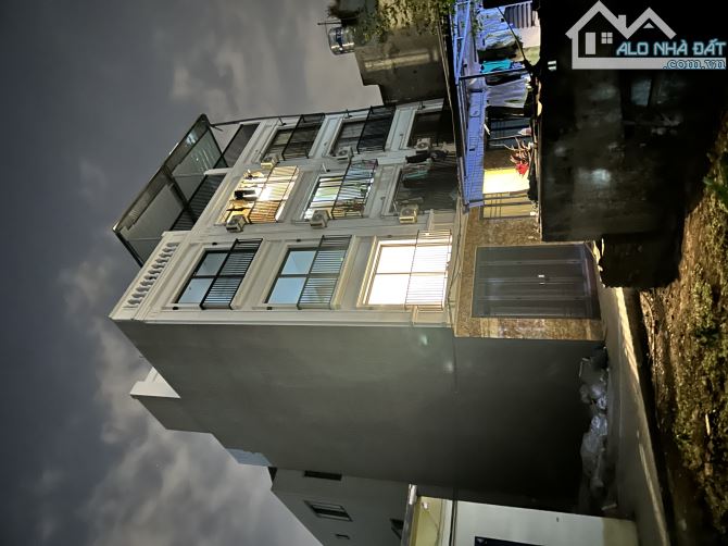 Hiếm - Nhà Thuỵ Phương 5 tầng 40m2 lô góc - ô tô đỗ cửa - gần ô tô tránh, ngõ thông - sổ x - 1