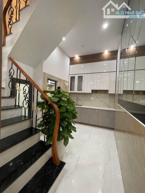 An Dương Vương, 38m2 chỉ 7.29 tỷ, gần KDT Sunshine, ô tô đỗ cửa, full nội thất xịn - 1