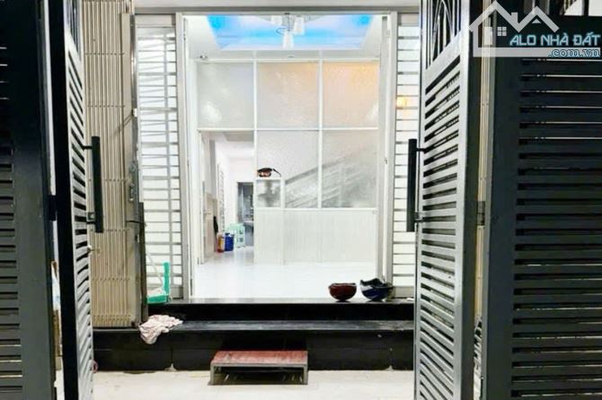 Bán nhà Nguyễn Công Hoan Phú Nhuận, 45m² (3m x 15m), 4 phòng, đúc BTCT - Giá 6.8 tỷ TL - 1