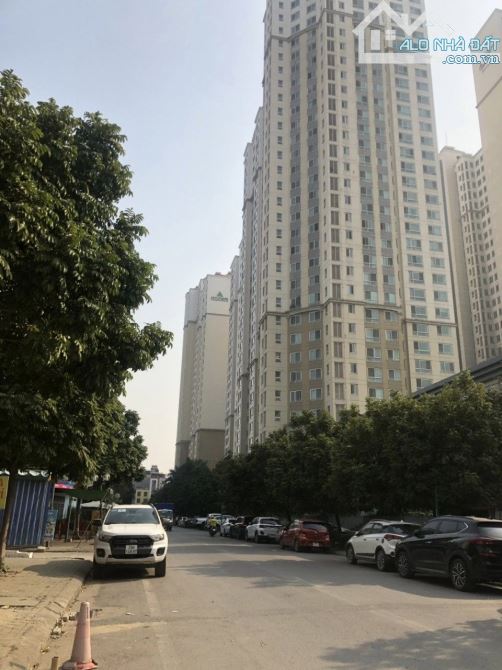 Cực hiếm tại liền kề La Khê 7 tầng thang máy 17t. - 1