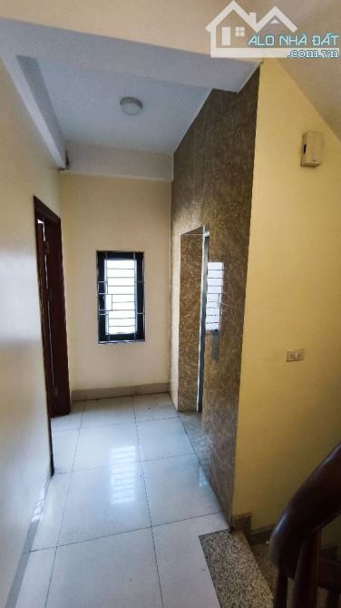 SIÊU PHẨM CỔNG ĐỒNG LA KHÊ -7 TẦNG THANG MÁY XỊN SÒ, PHÂN LÔ, VỈA HÈ,KINH DOANH.55m/7T/4m - 1