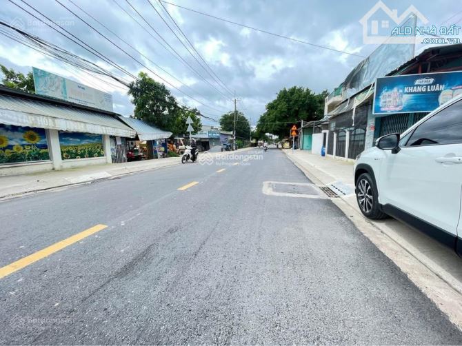 Bán gấp lô đất thổ 336m2 gần chợ Suối Sâu gần QL22, giá 680 triệu dân cư đông, có sổ hồng - 1