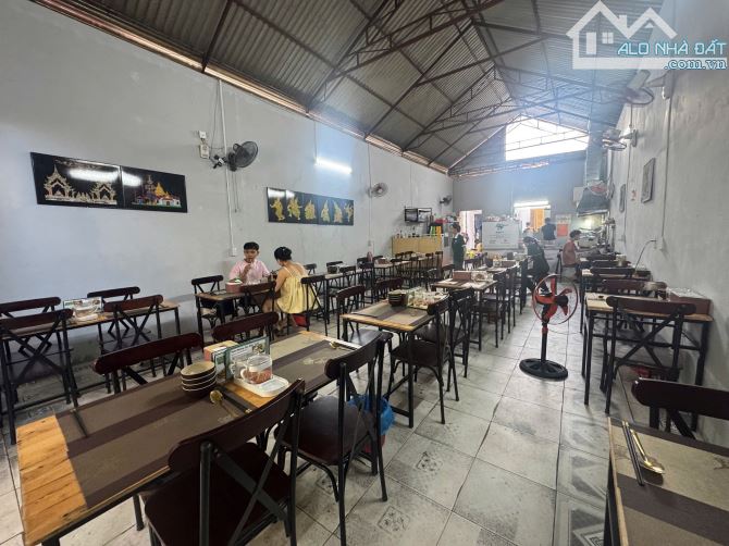 🔥BÁN Nhà Đang Kinh Doanh Mặt Tiền Đoàn Trần Nghiệp Gần Biển Hòn Chồng Nha Trang - 1