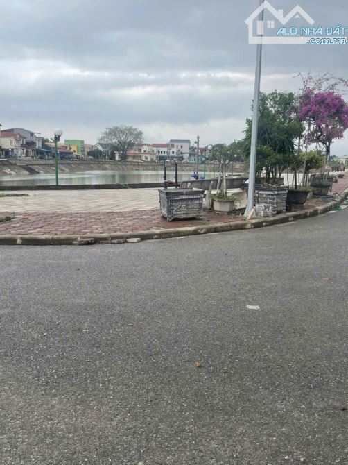 CHỬ XÁ, CẦU NGỌC HỒI / Đất 108m, 6m tiền, 4.83 tỷ/ Ô tô nhỏ, Gần Hồ, Ở cực đẹp - 1