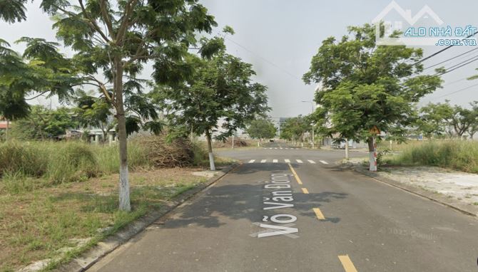 Biển TÂN TRÀ_ Đất đường VÕ VĂN ĐỒNG_ Chỉ 100m ra biển _ Dt 5x18_ GIÁ: 5 Tỷ 55 - 1
