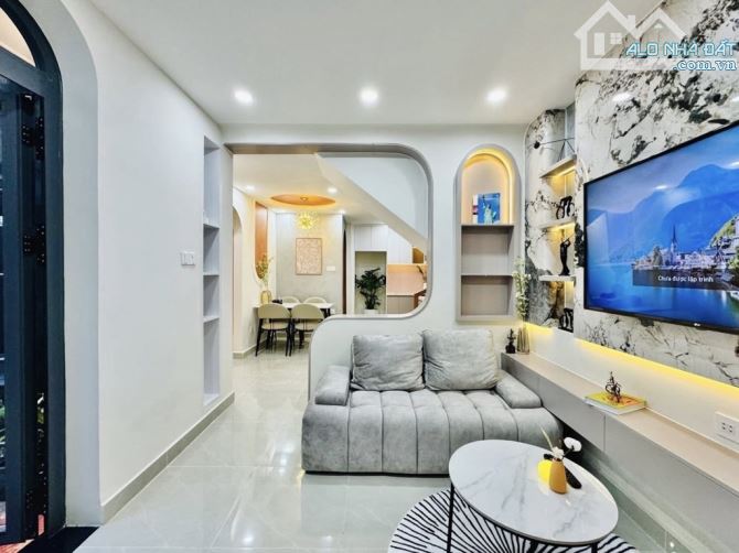 Bán nhà Phan Văn Hân Bình Thạnh, full nội thất sang xịn mịn, sổ đẹp, chỉ 6.x tỷ - 1