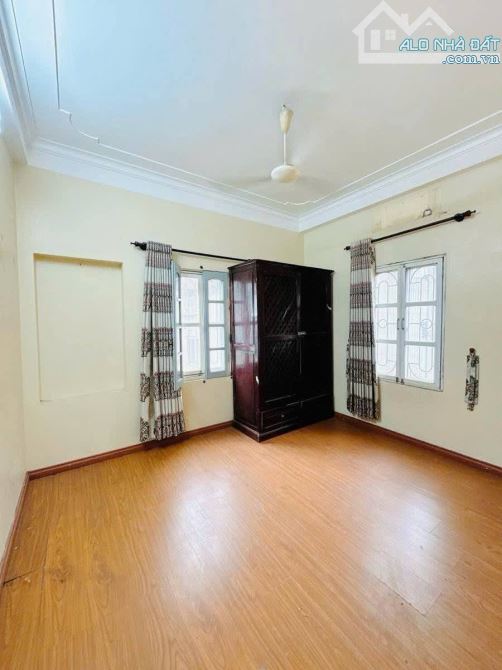 50M RA MẶT PHỐ ĐI BỘ TRỊNH CÔNG SƠN. CÔNG VIÊN NƯỚC, HỒ TÂY -  Ở CỰC SƯỚNG - 2 THOÁNG - 1