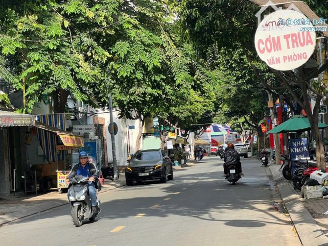 Cho thuê mặt tiền Nguyễn Bỉnh Khiêm 12x25m vuông, ngay Bình Thạnh, Gò Vấp - 1
