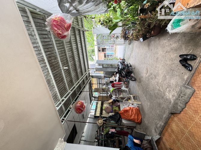 BÁN ĐẤT TẶNG NHÀ MẶT TIỀN KD Đ.ĐÌNH PHONG PHÚ TĂNG NHƠN PHÚ B DT 404M Hơn 60tr/m2 - 1