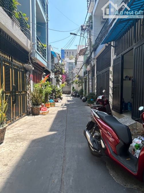 Nhà 4,1x19, giá 6,x tỷ, đường Độc Lập, Tân Quý, Tân Phú, hẻm xe hơi - 1