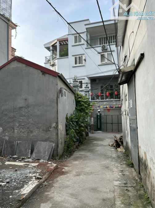 Bán đất tặng nhà cấp 4 phố viên, bắc từ liêm, ô tô cách nhà 10m, giá chỉ 4.58 tỷ - 1
