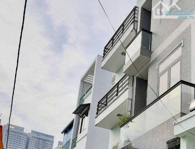 Nhà Phú Thuận, đẹp, mới, xách vali về ở luôn, 4 tầng, chỉ 7.9 tỷ - 1