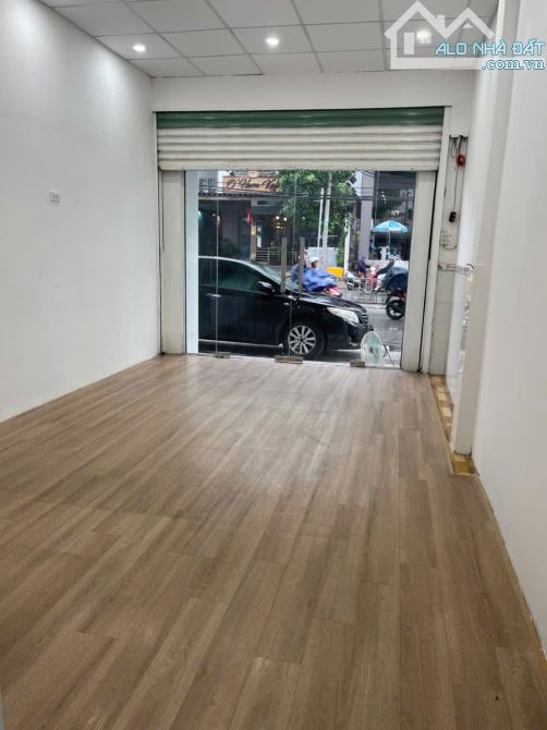 Cho Thuê nhà MT Nguyễn Thị Thập Q7 giá : 20 tiệu - 1