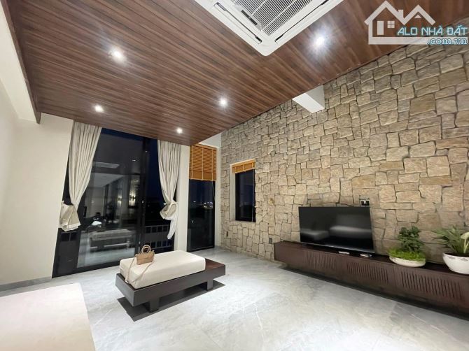 BÁN NHANH TOÀ NHÀ CĂN HỘ DỊCH VỤ CAO CẤP THU NHẬP 250TR/THÁNG GIÁ CHỈ 42 TỶ - 1